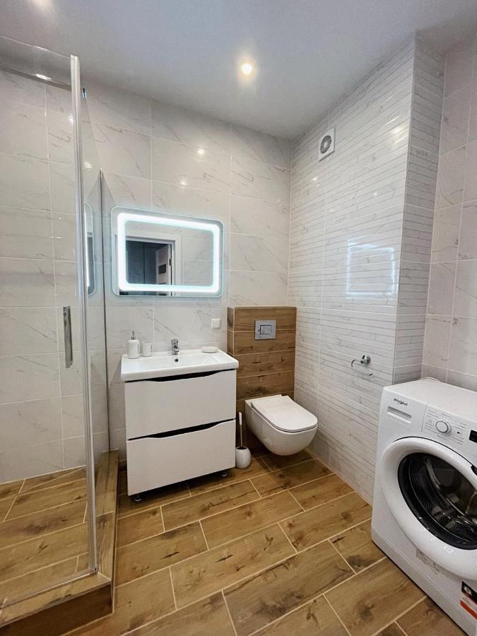 Апартаменты Suomi В Жк Империал Trouskavets Extérieur photo